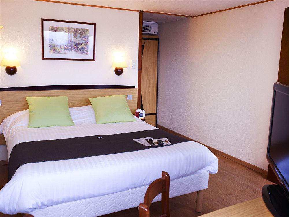 Kyriad Direct Roanne Hotel Ngoại thất bức ảnh